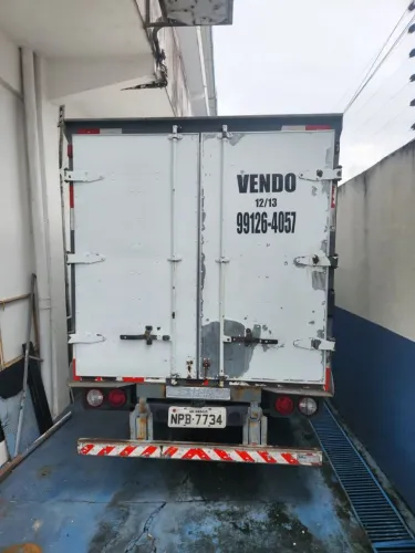 VENDE-SE CAMINHÃO KIA BONGO