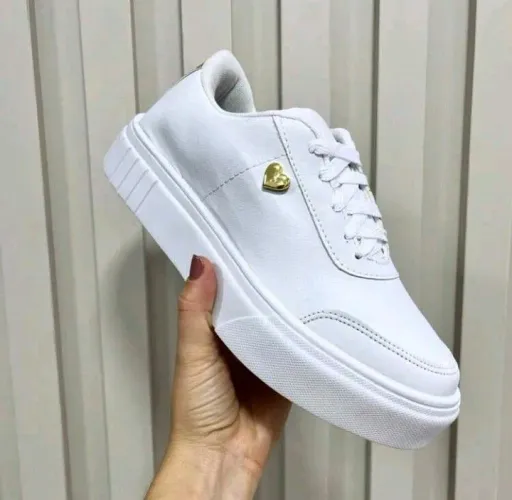 Tênis branco semi-novo Tam 35/36