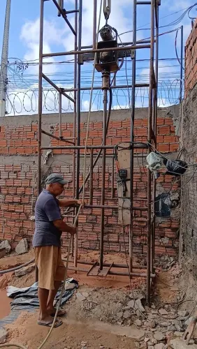 Máquina de cavar poço