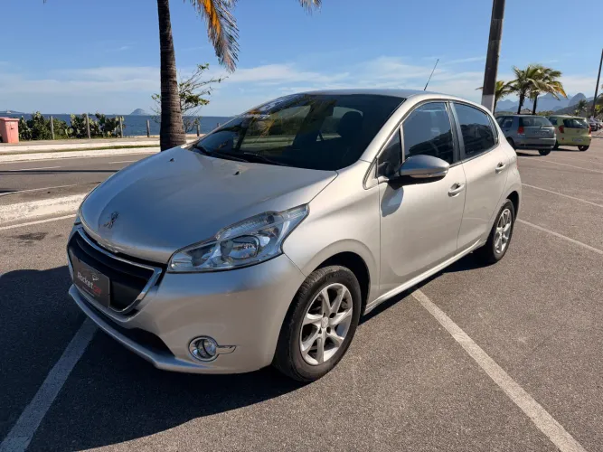 Peugeot 208 Active/active Pack 1.5 Flex 8V 5P 2016