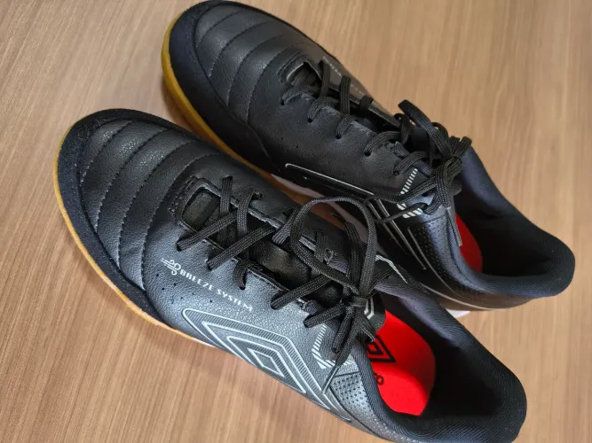 Chuteira Futsal Umbro Neo Comfort