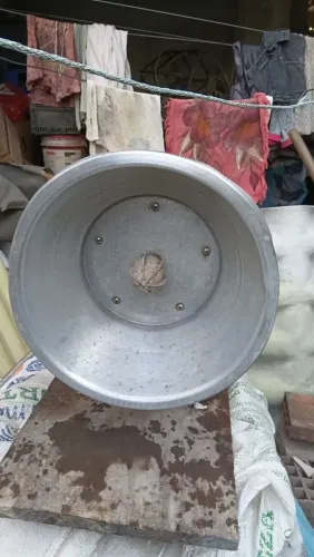 Máquina de ralar coco