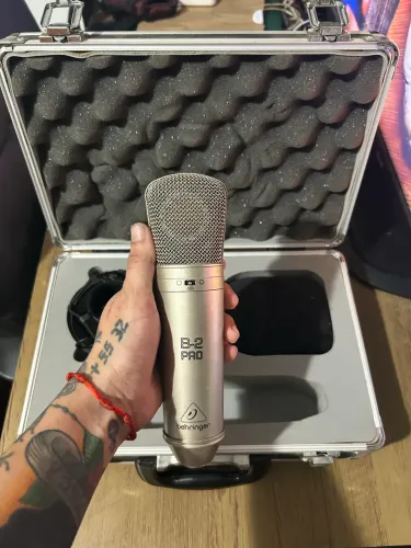 Microfone condensador beringer b-2 pro