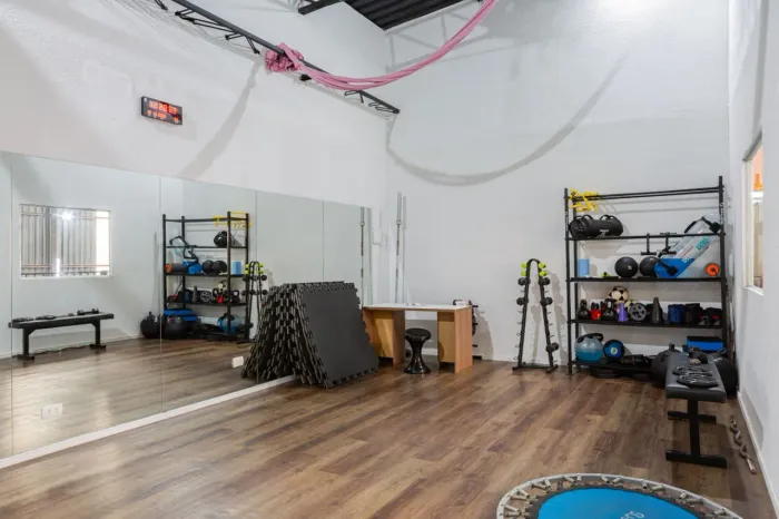 Sala comercial na Rua Pio XI, 688  24 m²