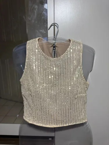 Blusa de paetê dourada 