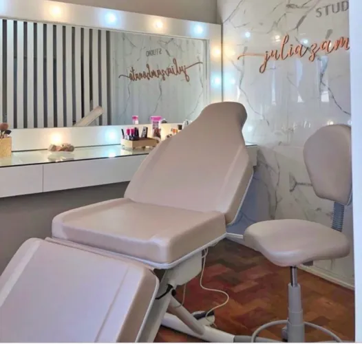 Maca Pontual Estética + Mocho + Carrinho auxiliar e Lupa