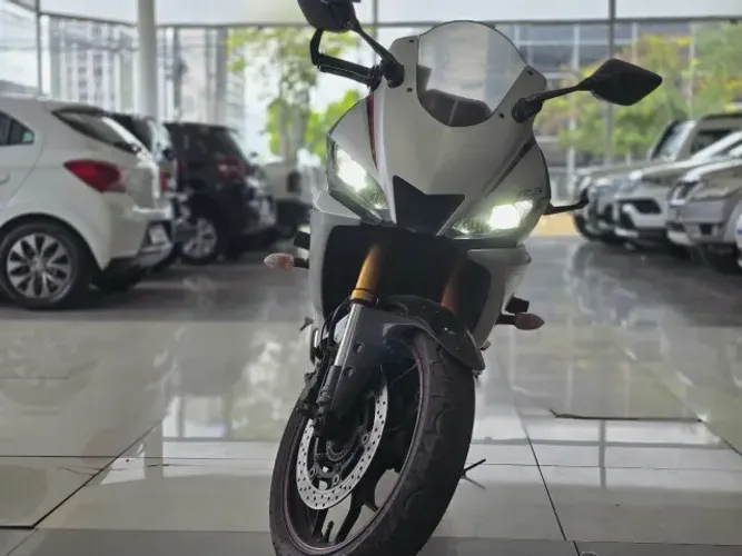 Yamara YZF R3 B* 2021