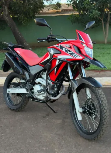 VENDO XRE 300 RALLY IMPECÁVEL