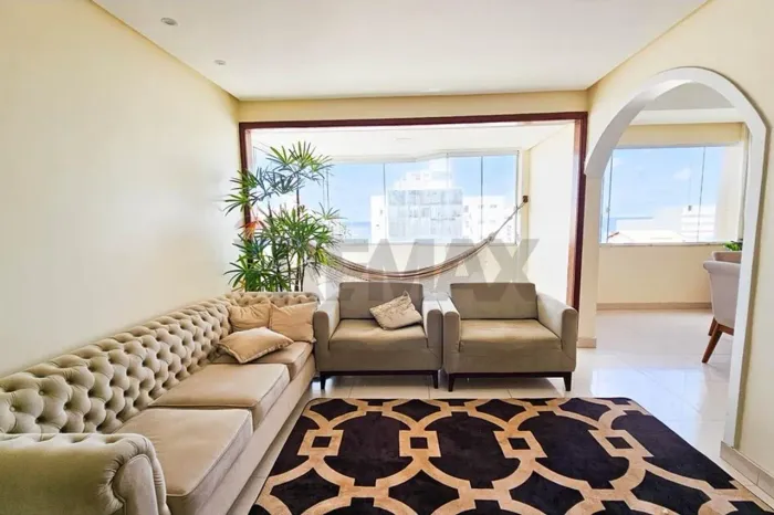 Apartamento Amplo de 215 m² no Edifício Ilhabella | Pituba | 3/4 reversível para 4/4