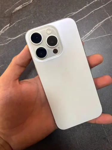 iPhone 15 Pro 512GB Branco Bateria 86%