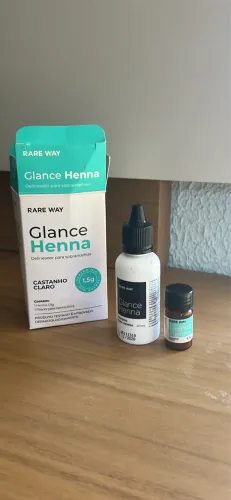 Henna glance