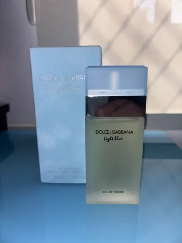 Perfume Feminino Dulce & Gabbana Light Blue - Eau de Toilette - 50ml
