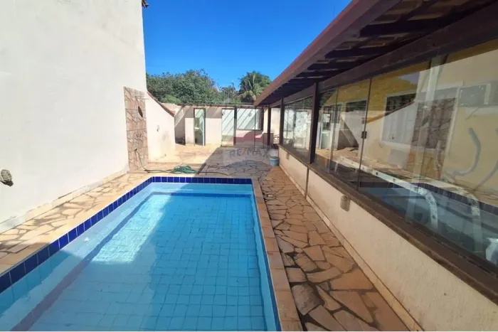 À venda: Casa com 4 quartos, piscina e jacuzzi na Vila Verde, conforto e sofisticação em B