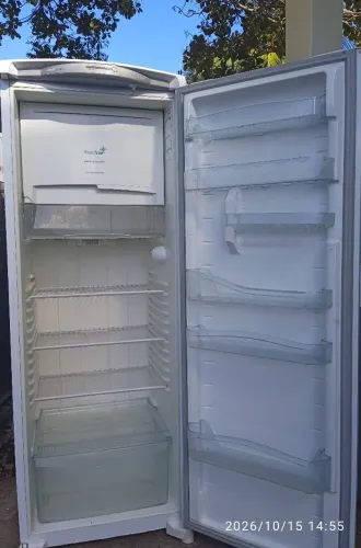 Geladeira Consul facilite frost free