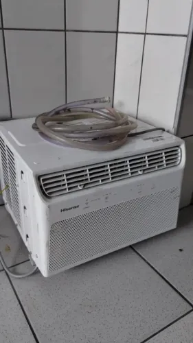 Ar-condicionado de Janela Hisense AW-10CW2RVGU00 10.000 BTUs - Branco - 220V