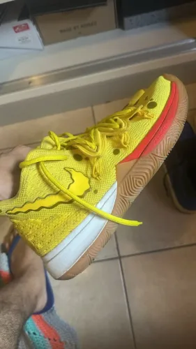 Kyrie 5 Bob esponja