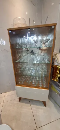 Cristaleira de Vidro