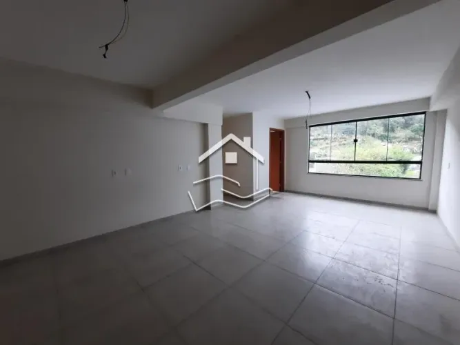 Apartamento- Petrópolis, Corrêas