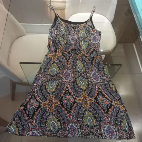 Vestido veste P/M.