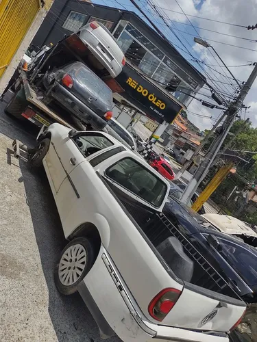 VW Saveiro AP 1.6 pra retirada motor cambio lataria peças em geral 