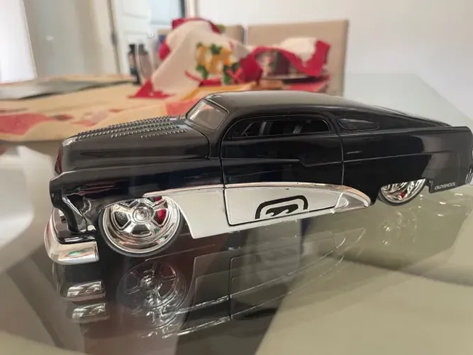 Ford Mercury 1951 custom 1/18 