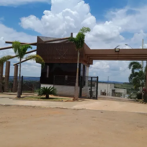 Chacaras em condomínio de alto padrão