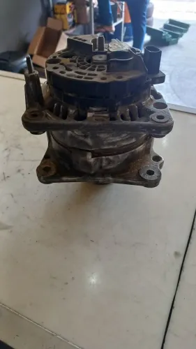 Alternador gol voyage saveiro Fox Polo golf kombi.