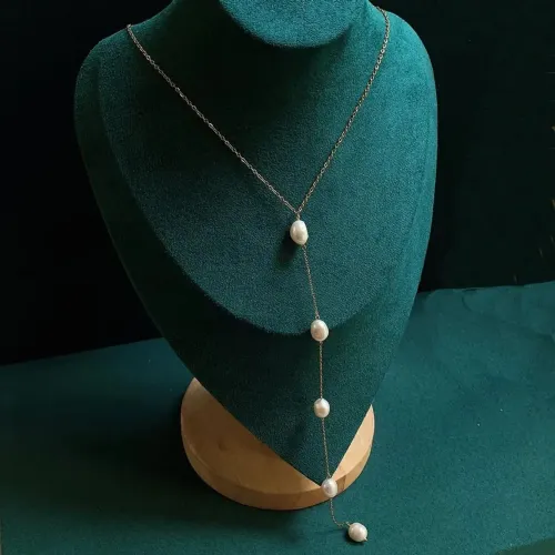 Colar gravatinha, pérola de água doce 