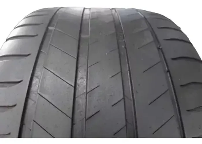 - Pneu 295/35r21 107Y Michelin Latitude Sport 3 (meia vida)