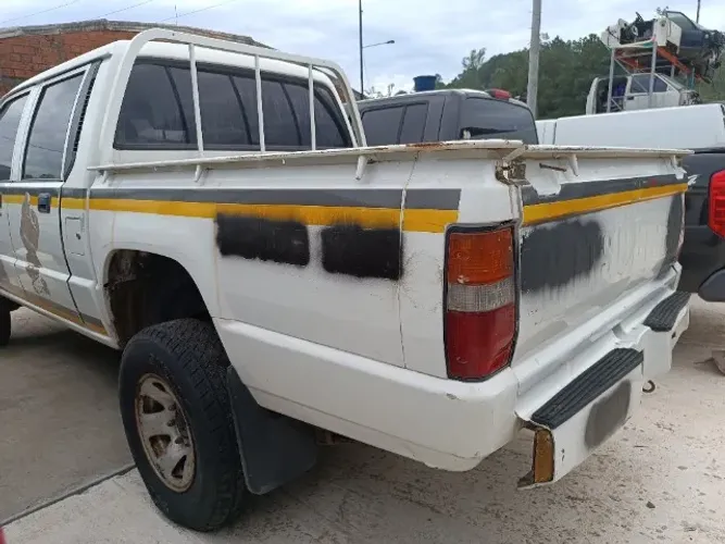 Caçamba L200 gl gls quadrada 1995/2006