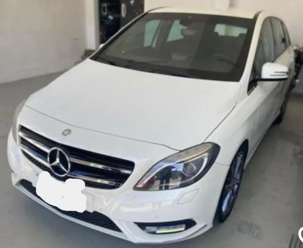 Mercedes B200 1.6 automático (sucata para retirada de peças)