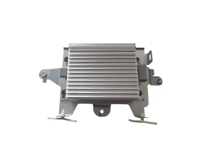 Modulo Amplificador Som Fusion 2011 / 8a5t18c808ab