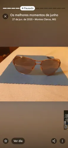 Oakley lindo e estiloso