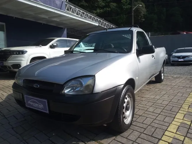 Ford Courier 1.6 L/ 1.6 Flex 2006