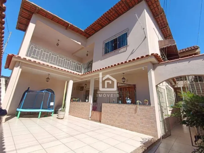 DUAS CASAS À VENDA c/ piscina e área gourmet em Cariacica/Espírito Santo