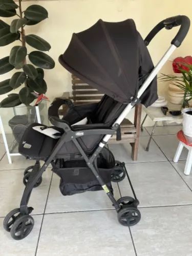 Carrinho de Bebê Chicco Ohlala