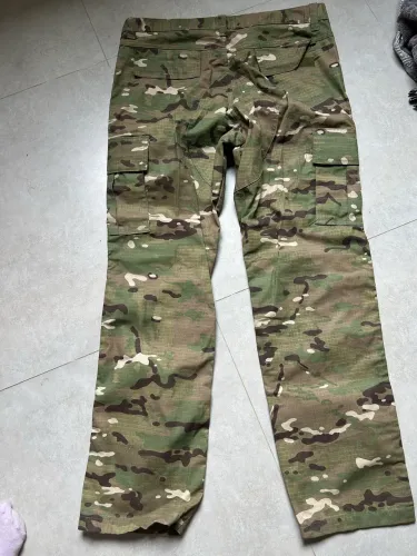 Calça masculina Bélica tam 44 - Camuflada