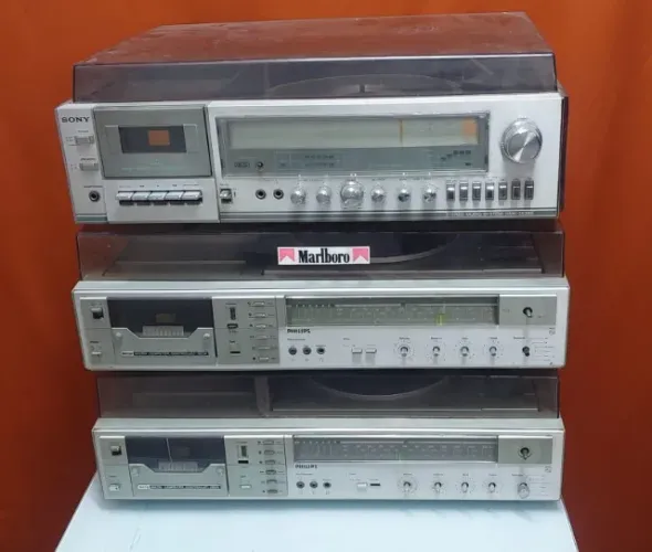 Toca Discos 3 em 1 Toca fitas Sony Hmk 353BS / Philips H 928 ((( LEIA O ANÚNCIO )))