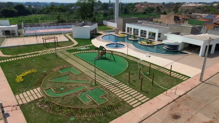 Lote à venda em condomínio de alto padrão - Golden Park Imperatriz 240m²