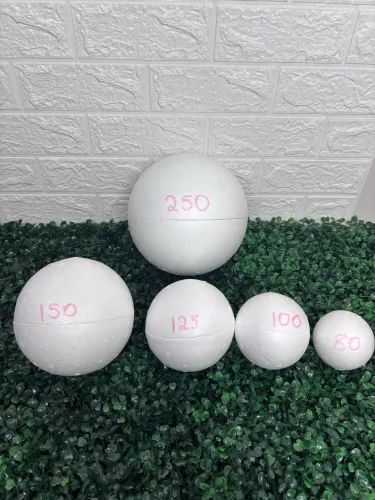 Bolas de isopor 