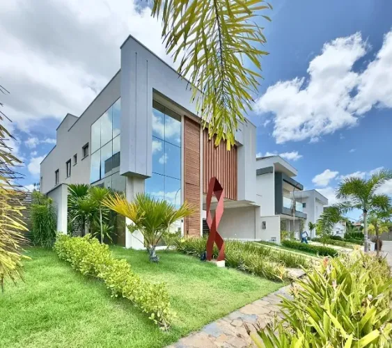 Casa Jardins Ibiza com 4 suítes no Eusébio.