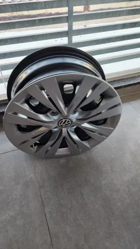 4 Rodas de ferro aro 15 / com calotas original Gol Volkswagen novas