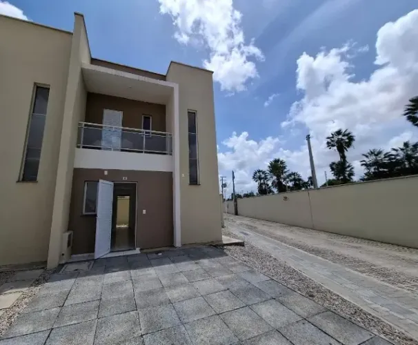 Condomínio Village Rembrandt, Casa duplex com 03 suítes, 03 vagas, lazer