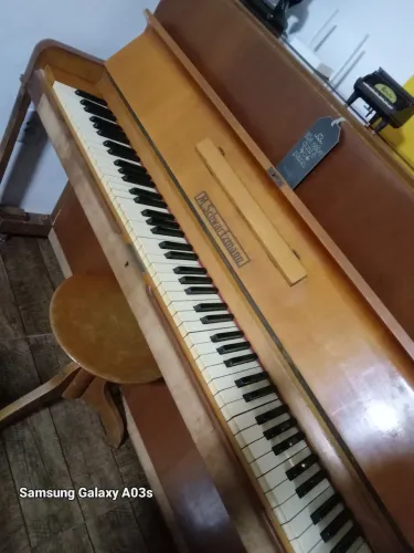 Piano M.Schartzmann