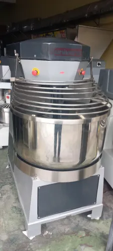 Amassadeira Industria 75kg farinha- Ideal para Padarias e Restaurantes