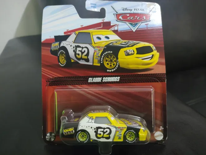 Miniatura Disney Cars Claude Scruggs, da equipe Leak Less #52.