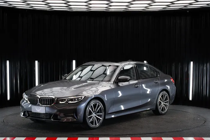 BMW 320I A 2.0 Turbo/activeflex 16V 184cv 4P 2022