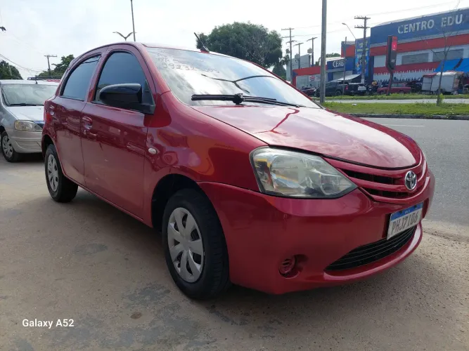 Toyota Etios X 1.3 Flex 16V 5P Aut. 2017