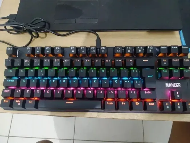 Teclado Mecanico Mancer Shade MK3, Switch Vermelho - Entrega gratis