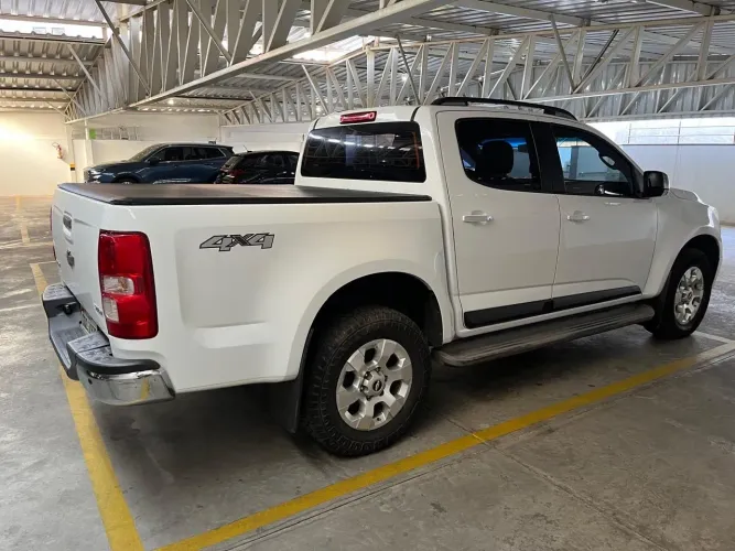 Chevrolet S10 Pick-up LTZ 2.8 TDI 4X4 CD Dies.aut 2013